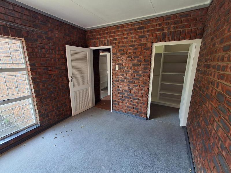 4 Bedroom Property for Sale in Panorama Free State